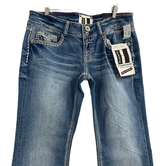 NWT Trademark Low Rise Downtown Boot Cut Jeans Womens Size 32 Maurices Pockets - Picture 2 of 10